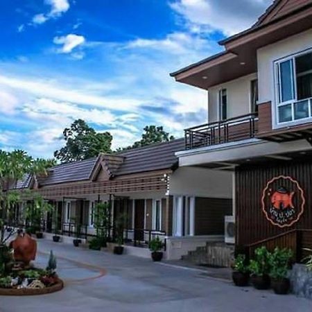 Baan Por Pla Resort Prachuap Khiri Khan Bagian luar foto